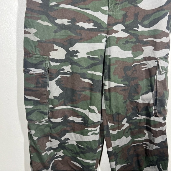 Forever 21 Womens Fatigue Camo Jogger Cargo Pants Size Large Casual - Picture 4 of 10
